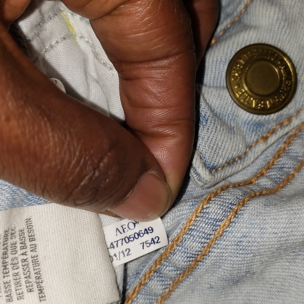 Jeans - Picture 3 of 4